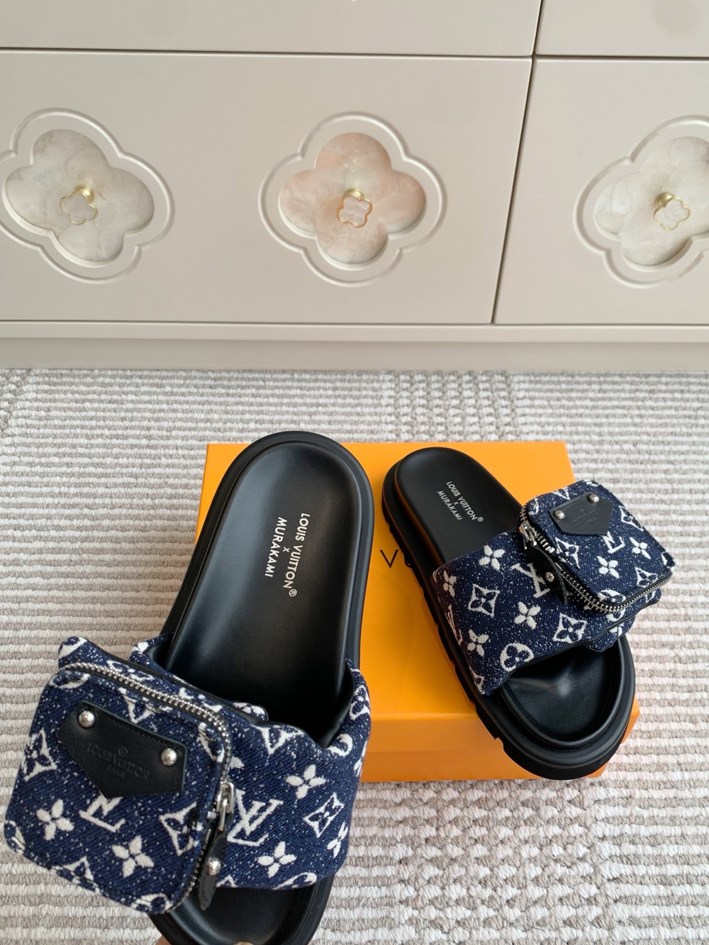 Louis Vuitton Pool Pillow Flat Comfort Mule
