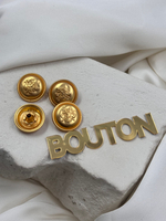 Шляпка под установочные кнопки золотистая матовая герб13