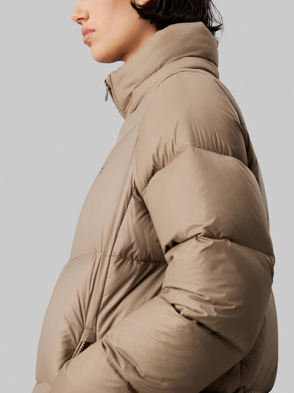 Пуховая куртка CALVIN KLEIN JEANS - бежевый(J20J224109)