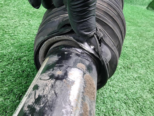 Стойка пневматическая левая Volvo XC90 2 (14-нв)