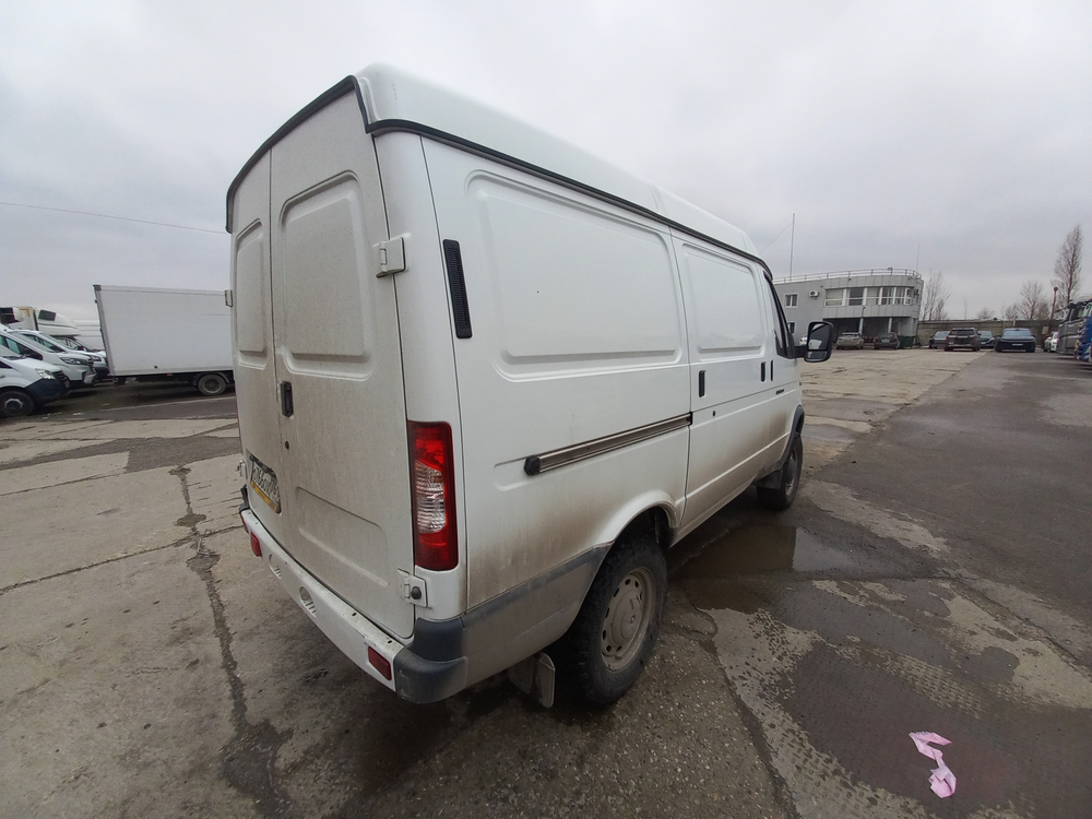 GAZ SOBOL Цельнометаллический 27527 (Бензиновый, 2,7 л, 107 л.с, 4WD)
