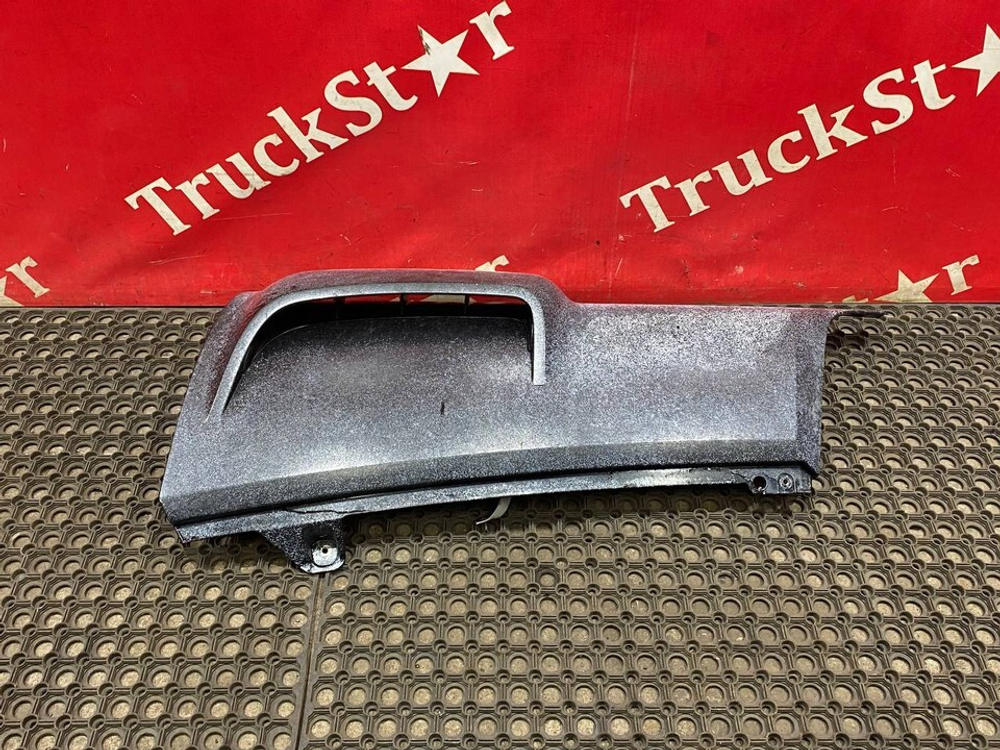 Угол кабины правый 2019г