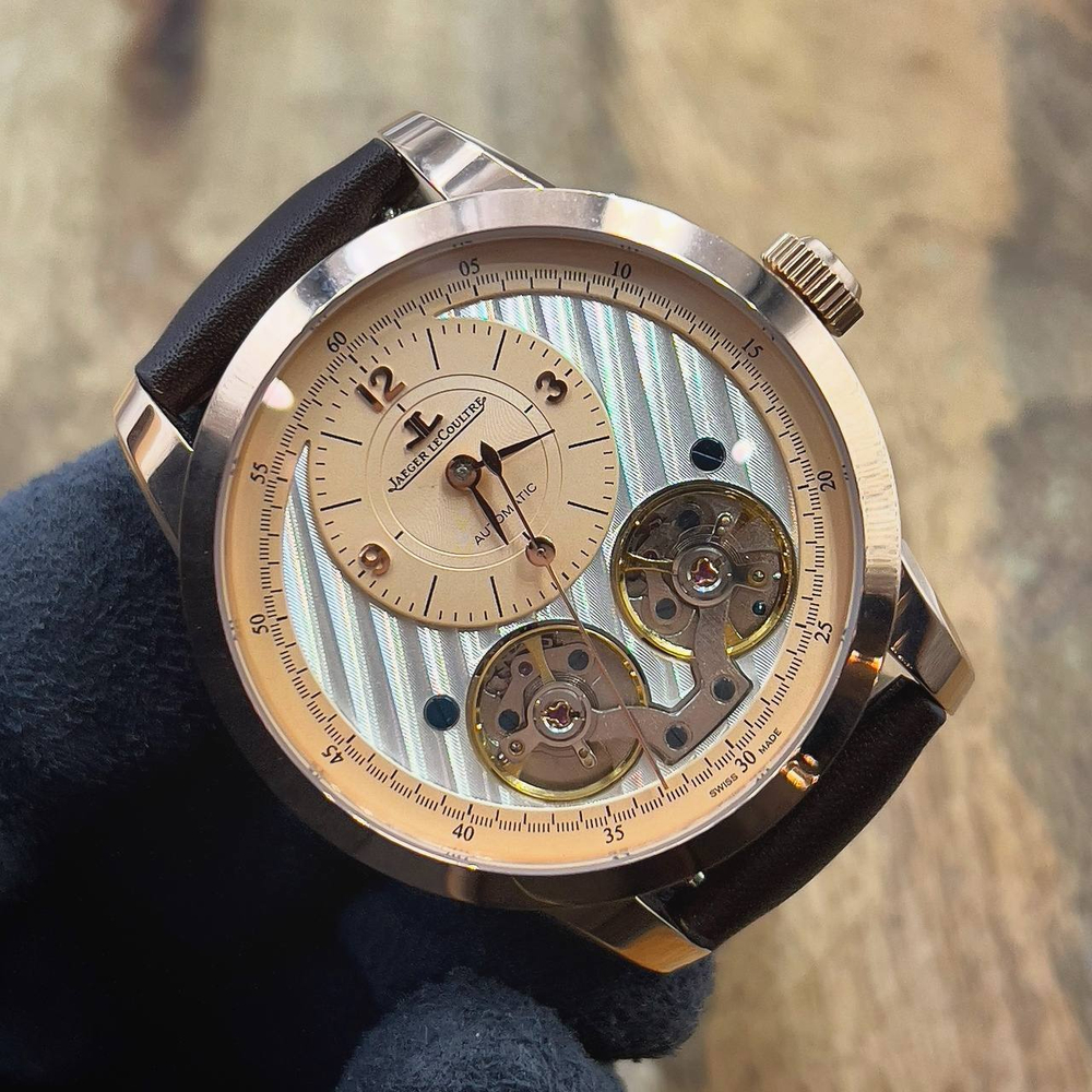 Часы Jaeger-LeCoultre