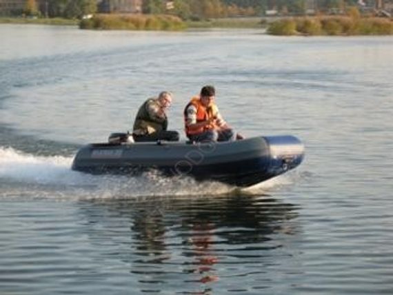 Надувная лодка Флагман 350