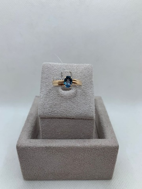Кольцо из золота 585 пробы с Фианит и Топазом