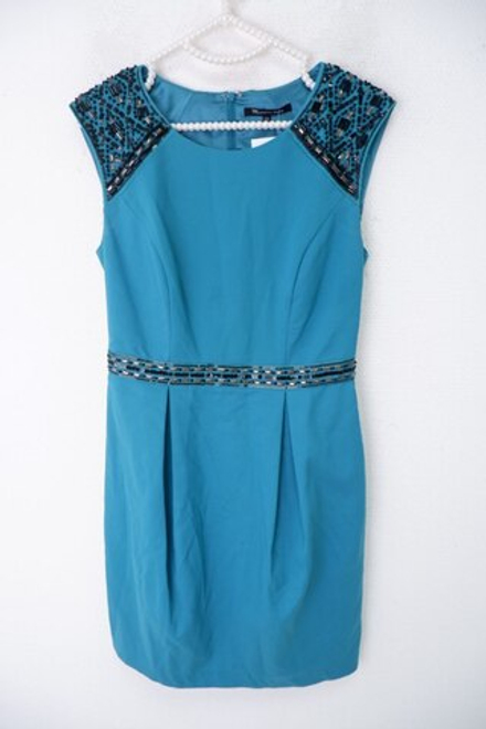 Платье TFJ с бисером 44 размер