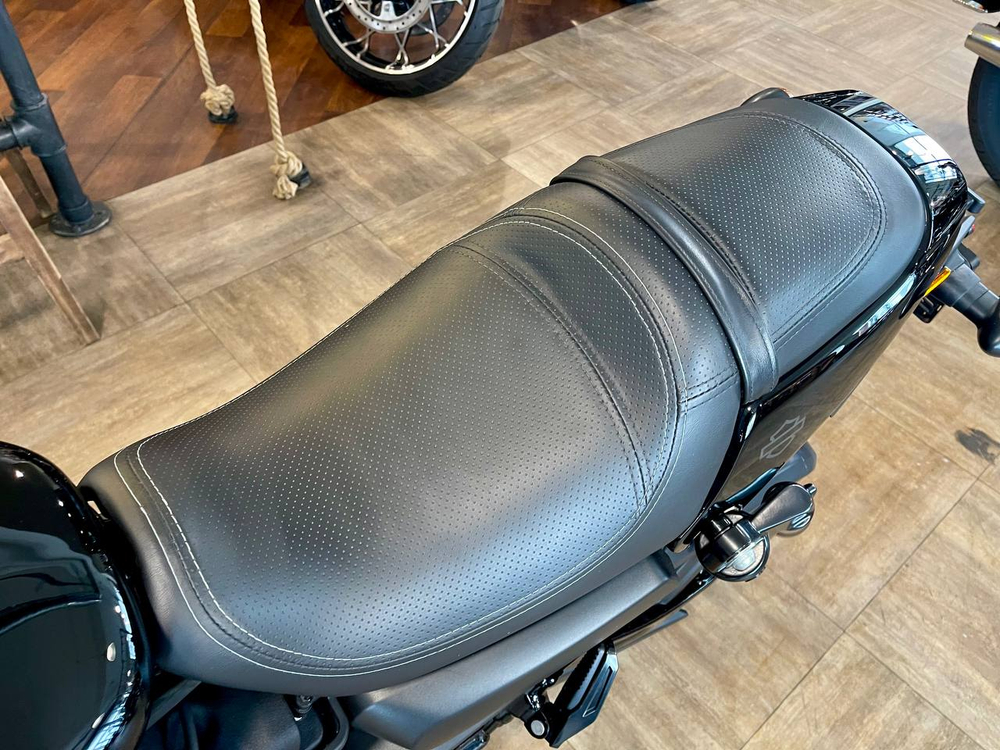 Harley-Davidson Street Rod (2017)