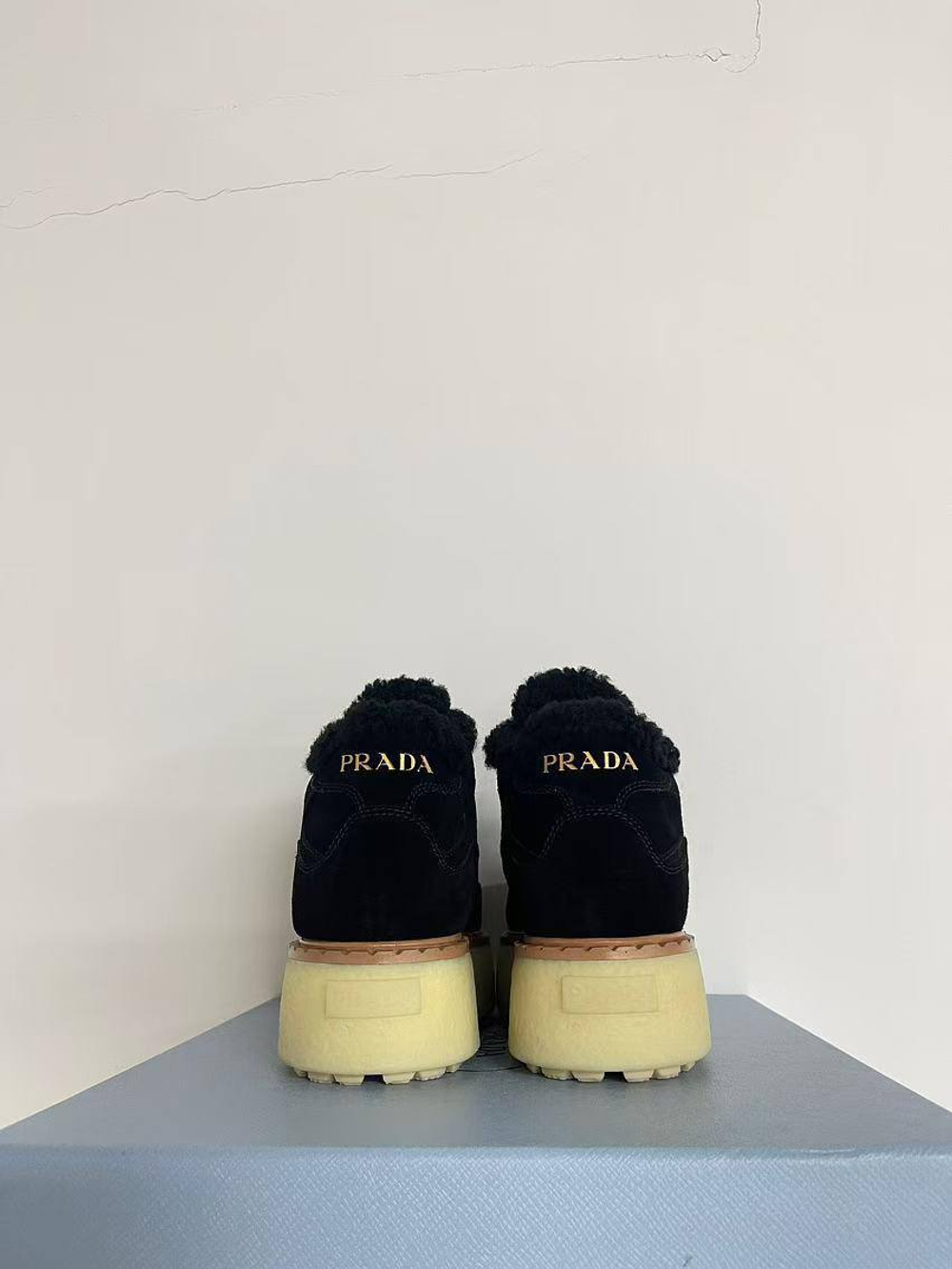 Ботинки Prada