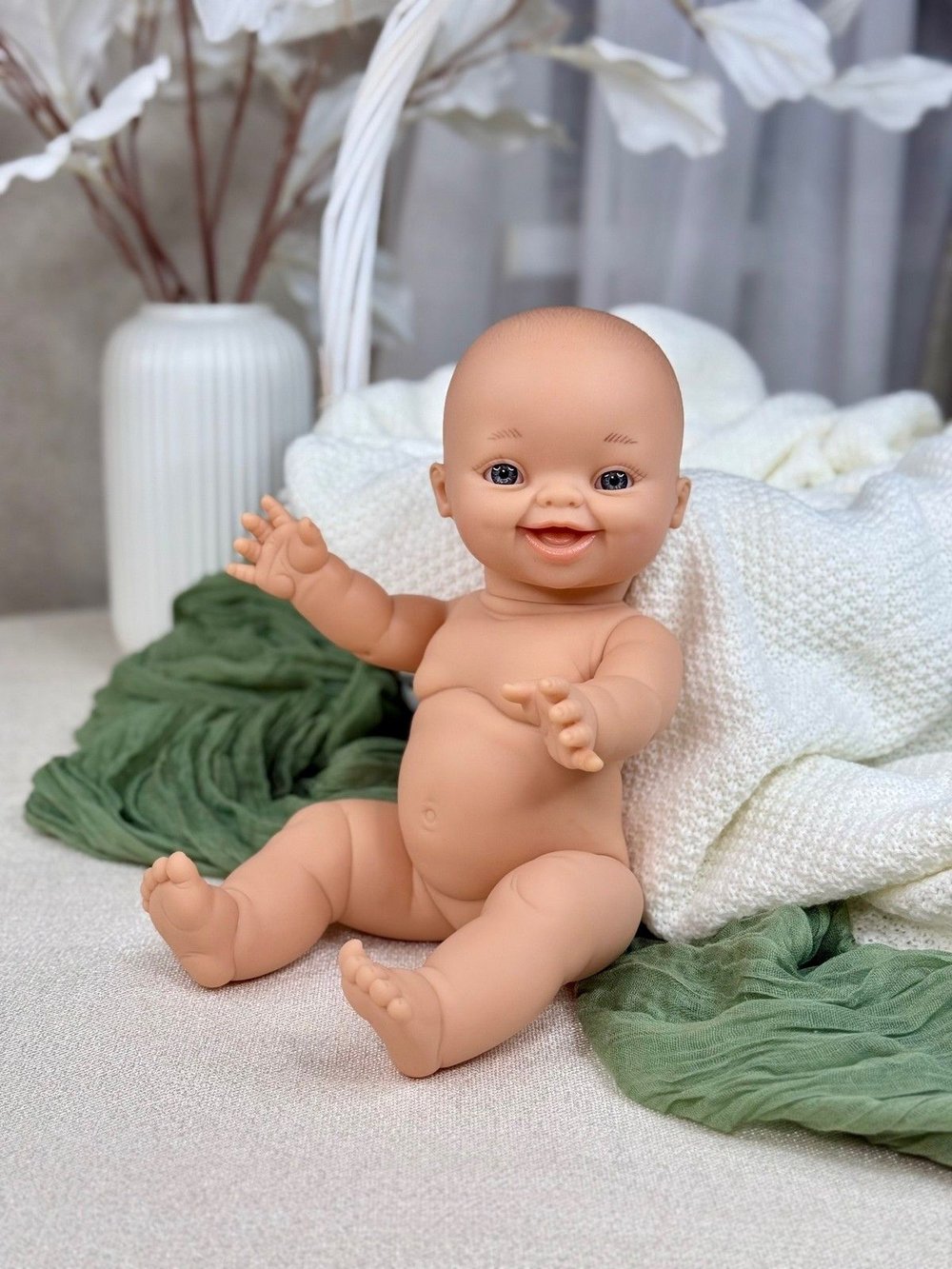 Кукла для девочки Paola Reina 34см виниловая Горди без одежды