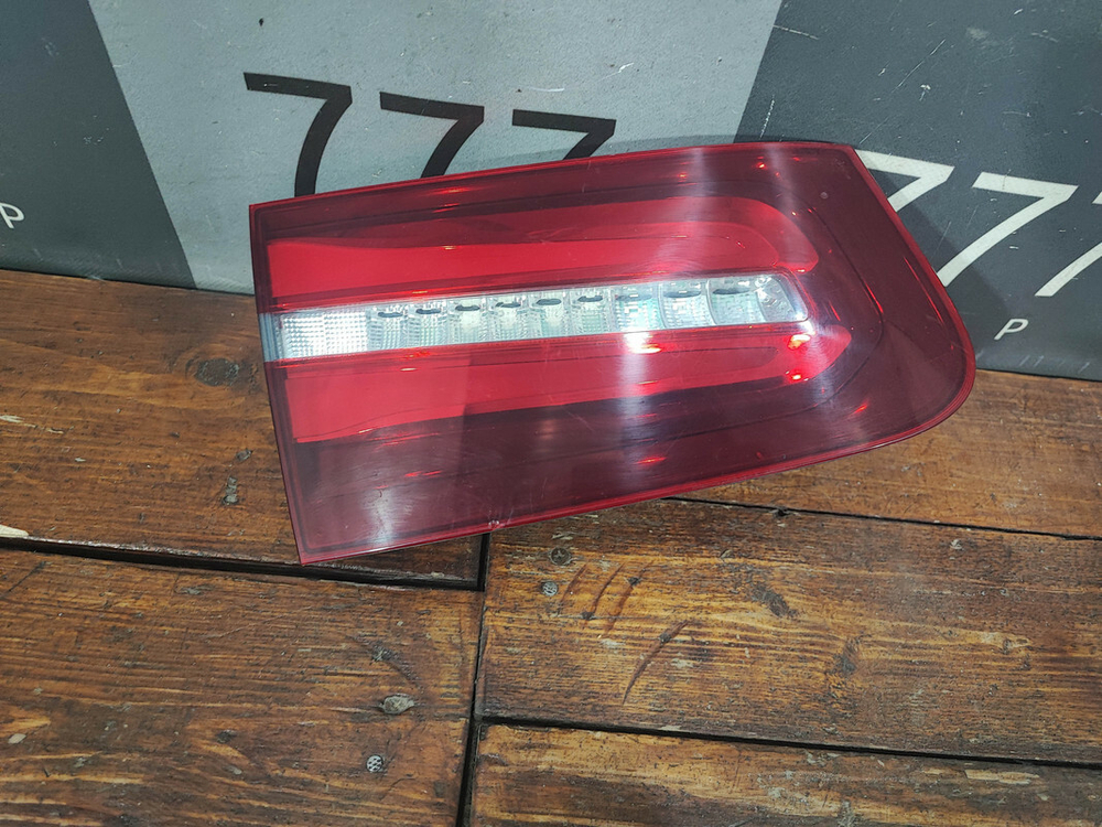 Фонарь задний левый Mercedes GLC (X253) 15-19 Б/У Оригинал A2539067700