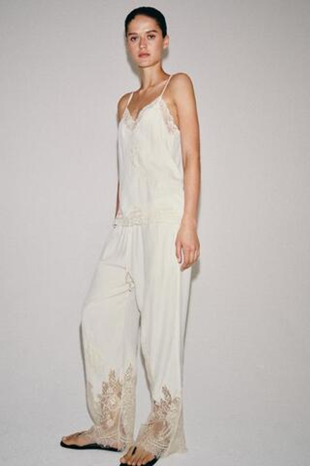 ZARA БРЮКИ В ПИЖАМНОМ СТИЛЕ С КРУЖЕВОМ — ZW COLLECTION, ЖЕЛТОВАТО-БЕЛЫЙ