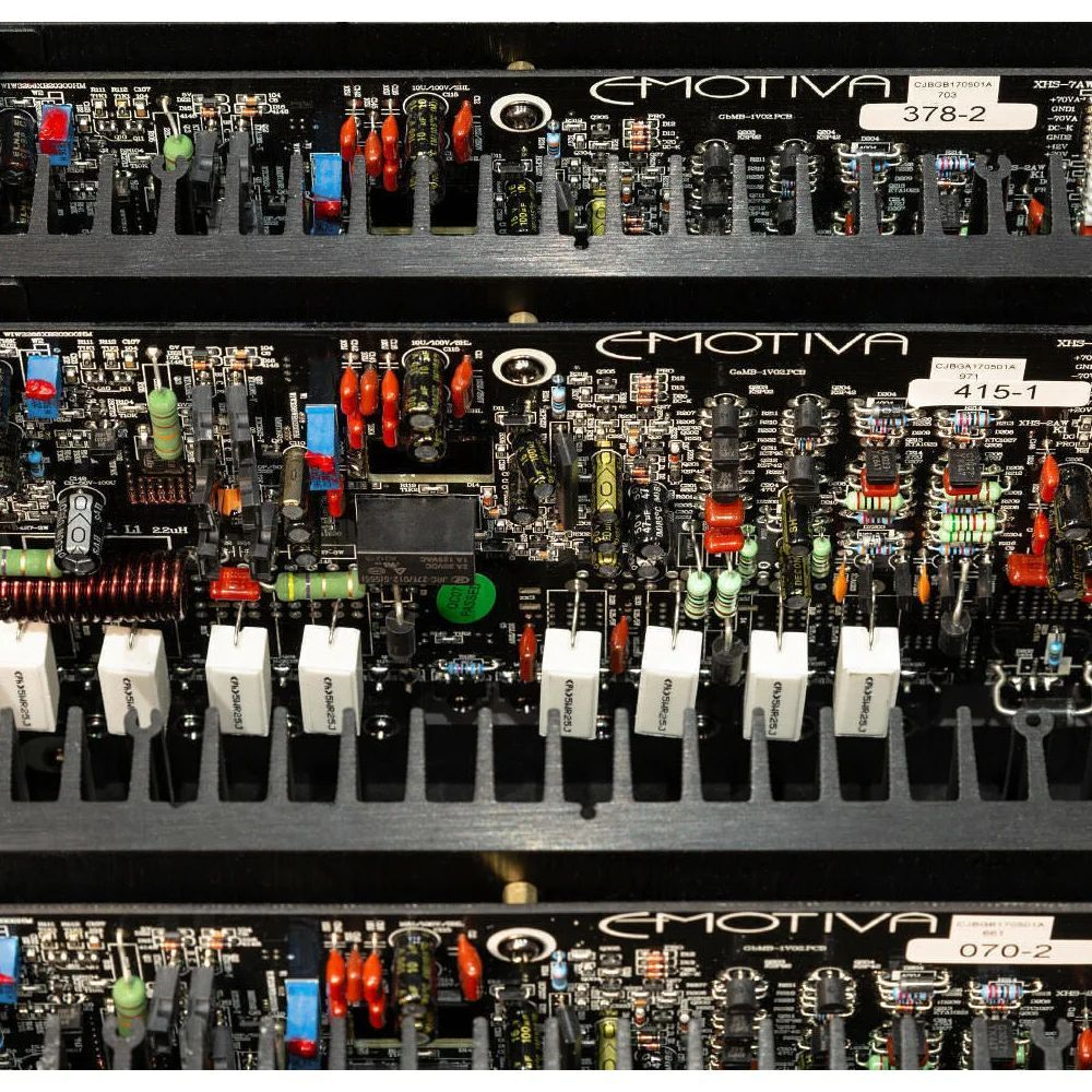 Усилитель мощности Emotiva XPA-6 Gen3