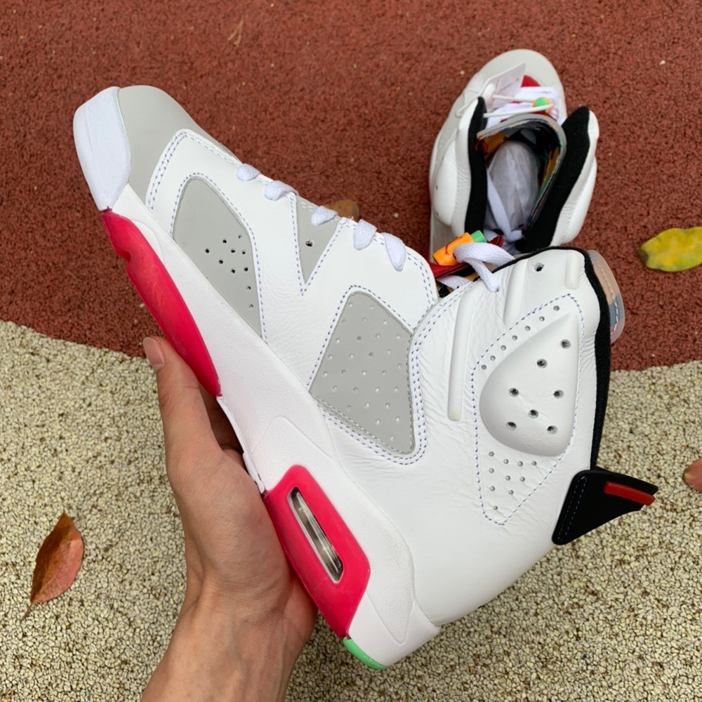 Air Jordan 6 “Hare”