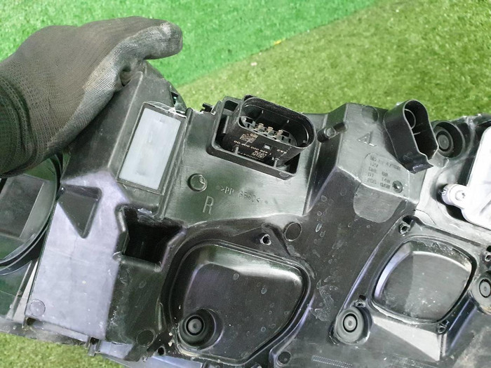 Фара правая Mercedes S W223 (2020-н.в.) Digital Light (В плеНке)