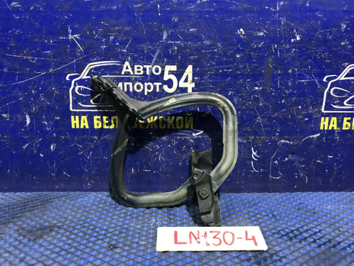 Петля капота левая TOYOTA HILUX SURF 1992