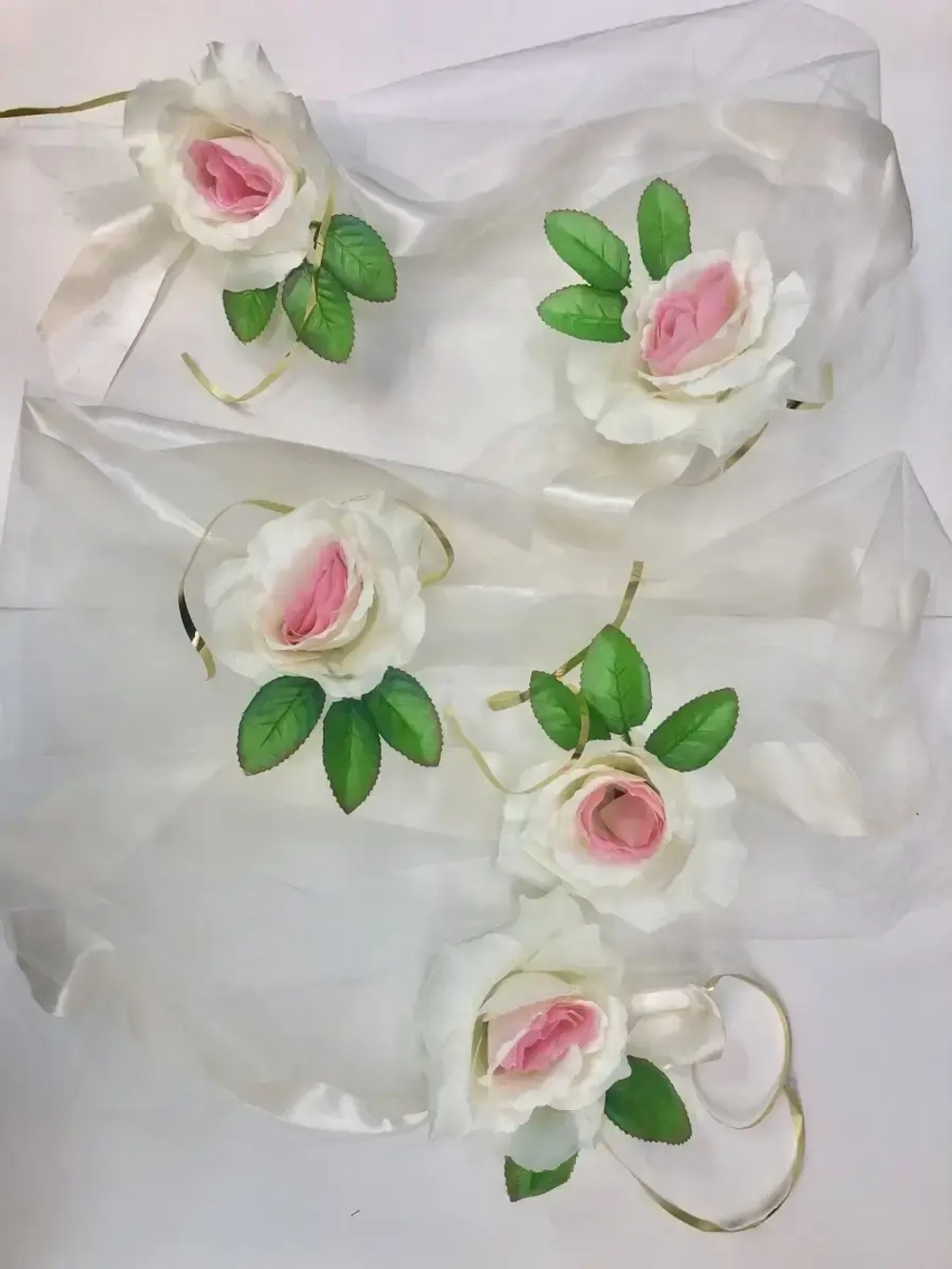 Свадебная лента на автомобиль