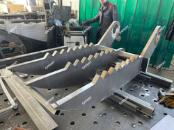 Корчеватель грабли на Экскаватор Hitachi