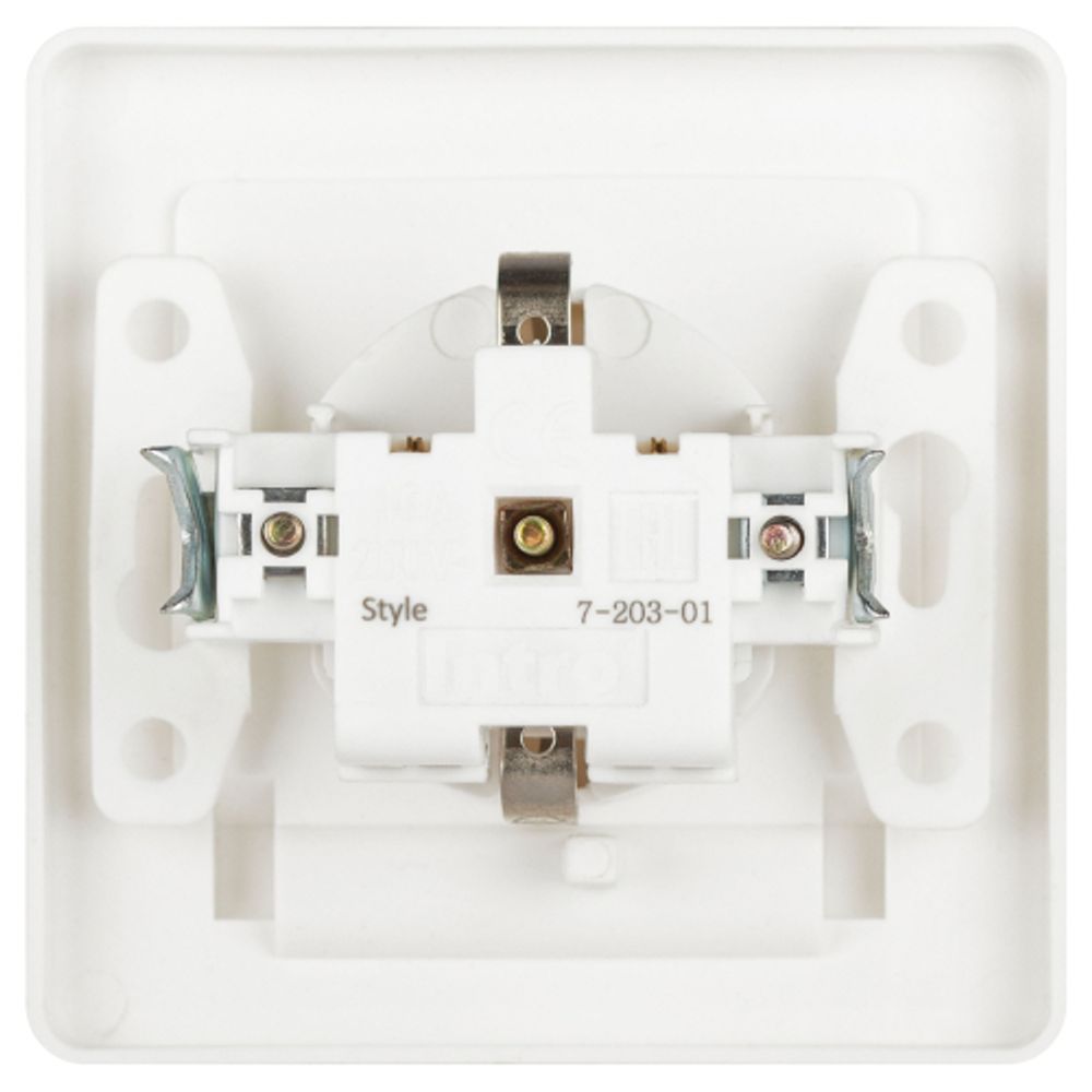 Розетка Intro Style 7-203-01 с заземлением 2P+E Schuko с крышкой, 16А-250В, IP20, СУ, белый | Intro