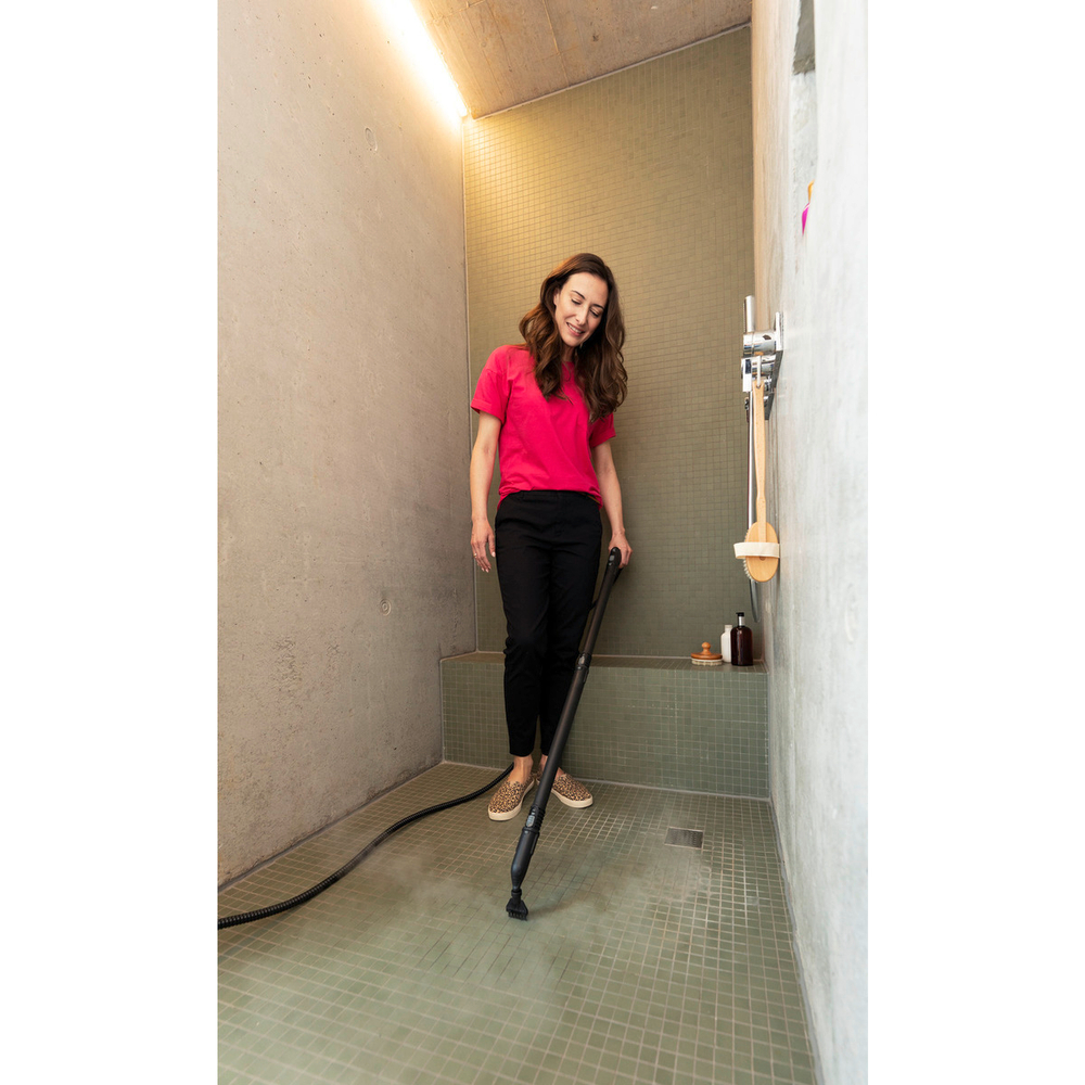 Комплект щеток для пароочистителя, предназначенных для очистки швов.