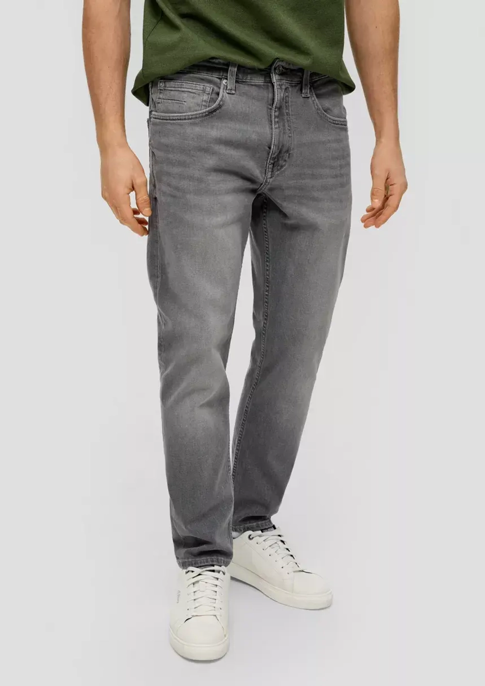 Jeans Mauro / Regular Fit / Mid Rise / Tapered Leg s.Oliver