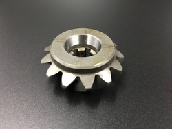 Шестерня вертикального вала (Пиньон) Yamaha 20-30 OLD (689-45551-00) (Yamaha)