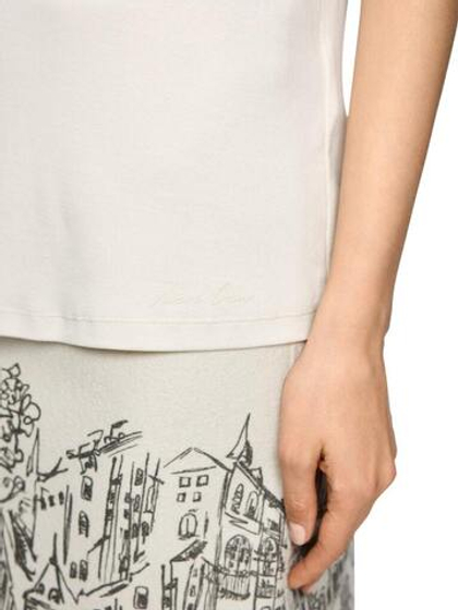 Marc Cain Футболка цветочной аппликацией на вырезе