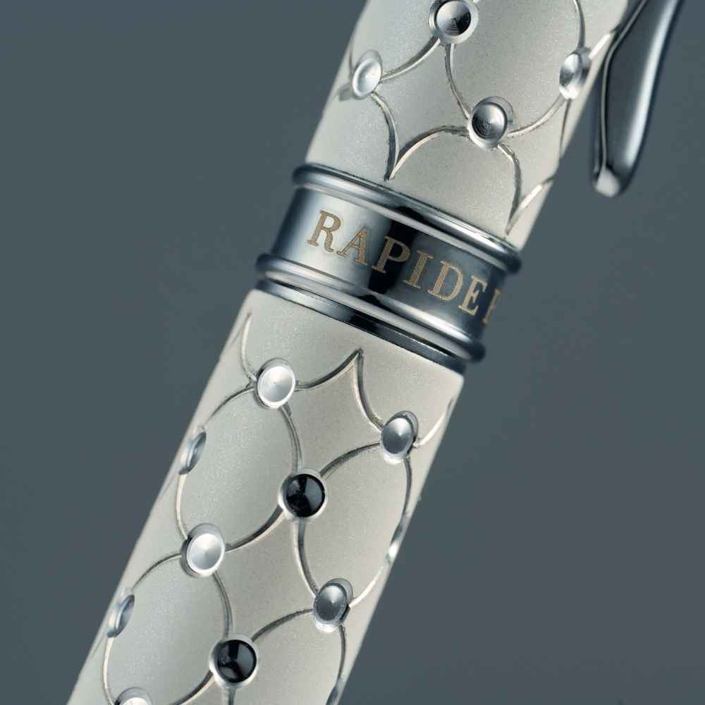 Rapide Faber White – “Chrome”