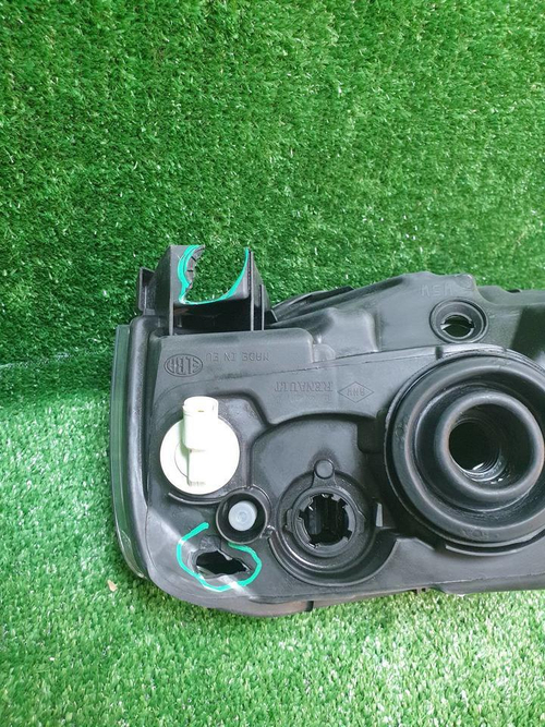 Битая Фара правая Lada Largus 1 (2012-2021) галоген