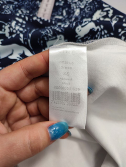 Платье Lime красивое 42 размер