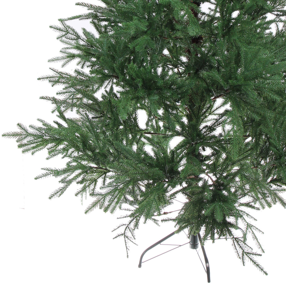 Ёлка «Королевская» 180 см резина (666 веток)