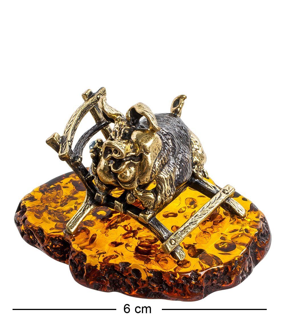 Народные промыслы AM-1234 Фигурка «Хрюша на кушетке» (латунь, янтарь)