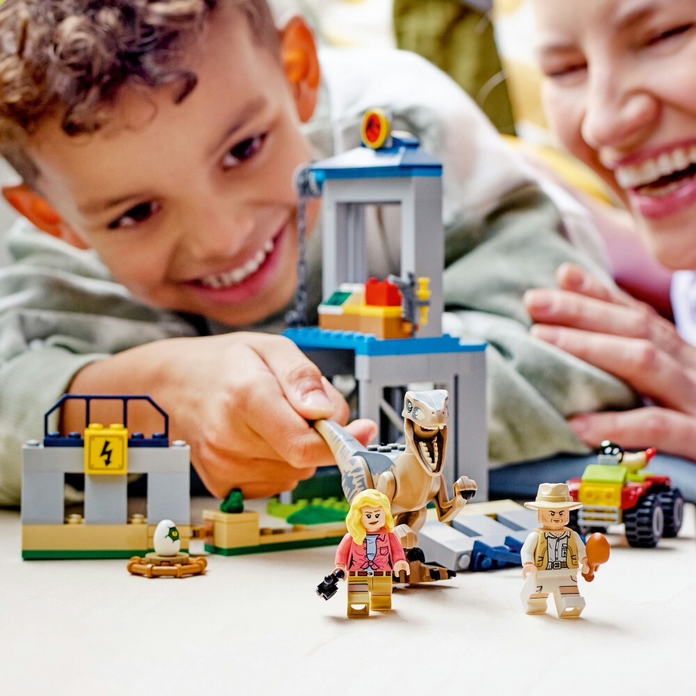LEGO Мир Юрского периода — Побег велоцираптора 76957