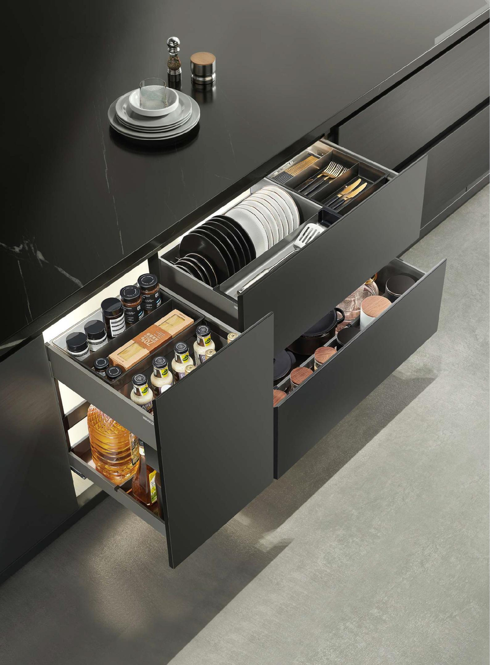 Выдвижной универсальный ящик SHEARER 4.0