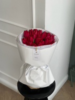 Букет из 25 красных тюльпанов