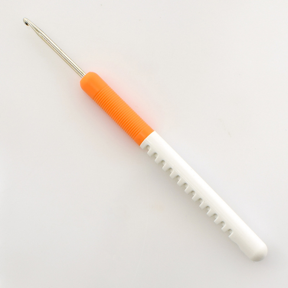 Крючок, вязальный с пластиковой ручкой addiColour, №3, 15 см