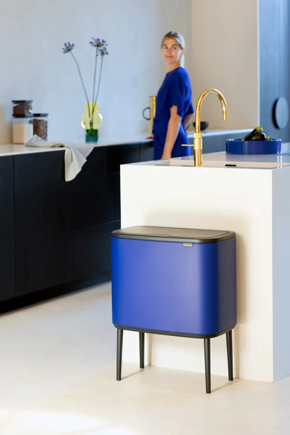 Brabantia Bo Touch 11+23 л контейнер для мусора mineral power синий