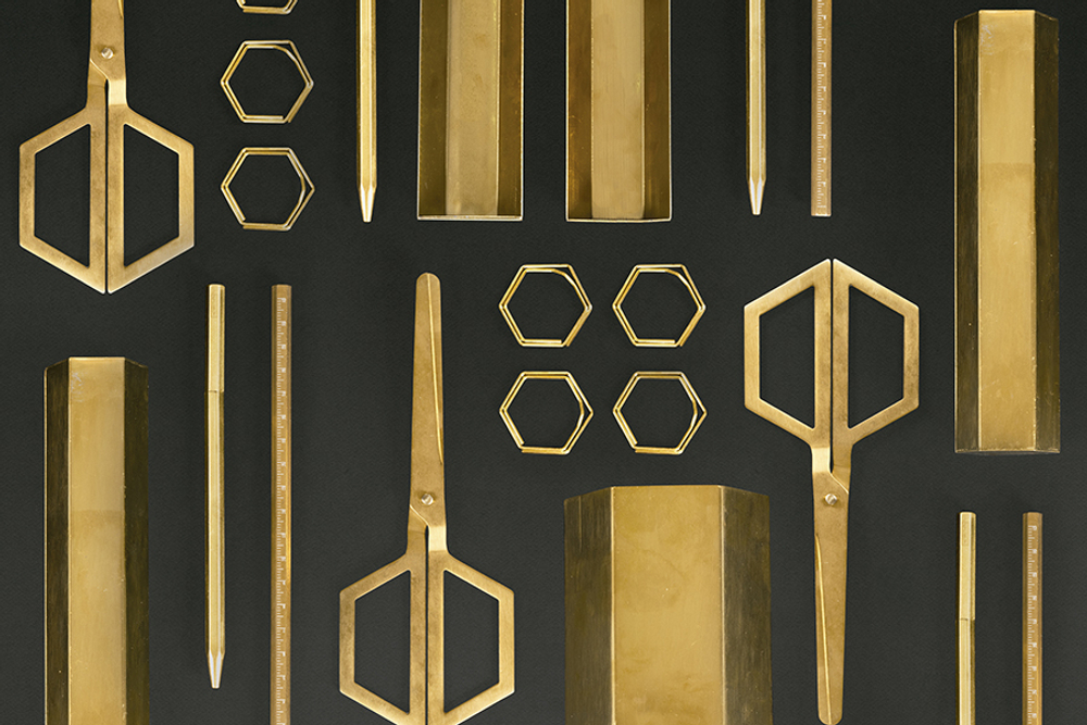 Подставка для ручек hex