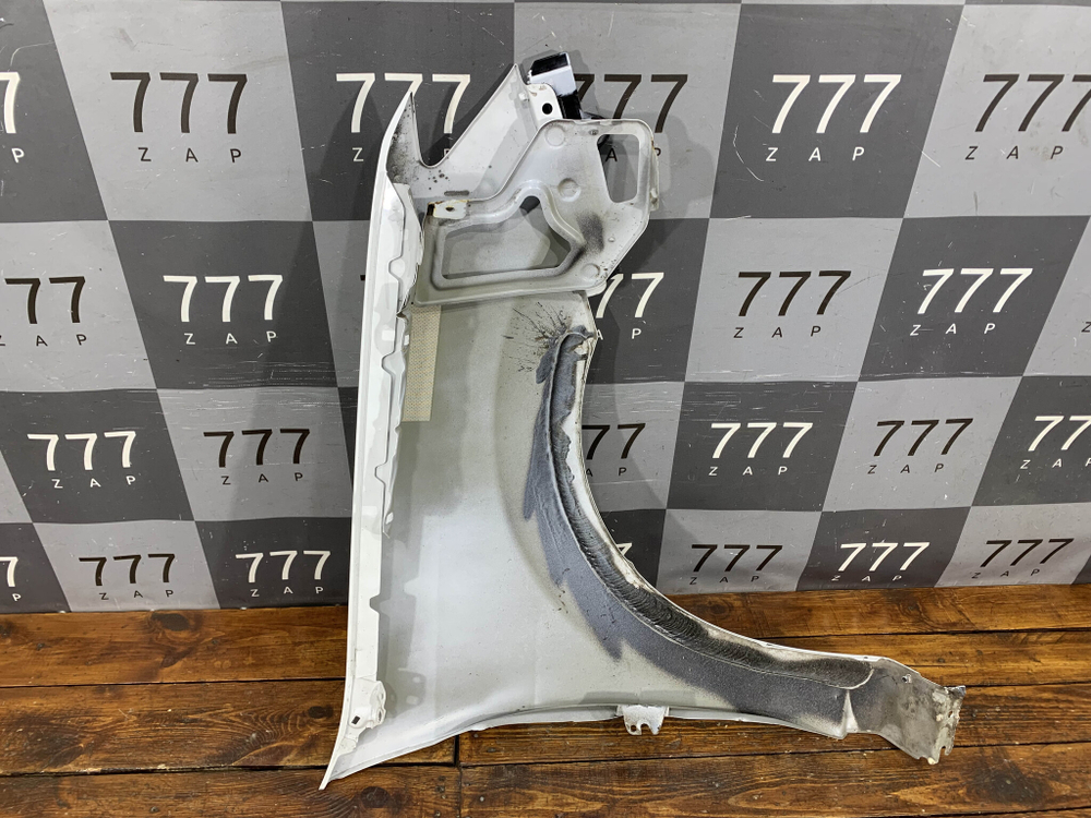 Крыло переднее левое Lada Largus 21-нв Б/У Оригинал 8450013081