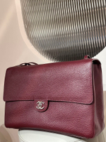 Chanel Maxi Flapbag 38 cm