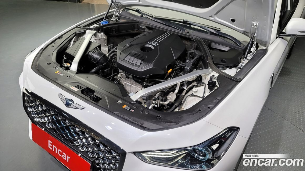 Genesis G70 2.0T AWD (11.2019)