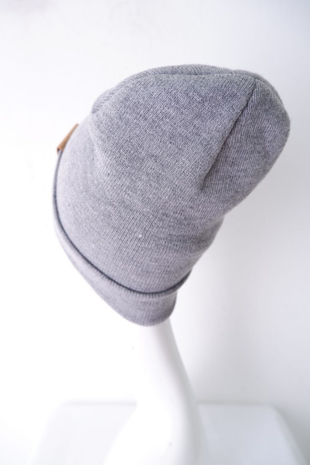 Шапка серая