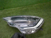Битая Фара левая Renault Arkana (2019-н.в.) LED