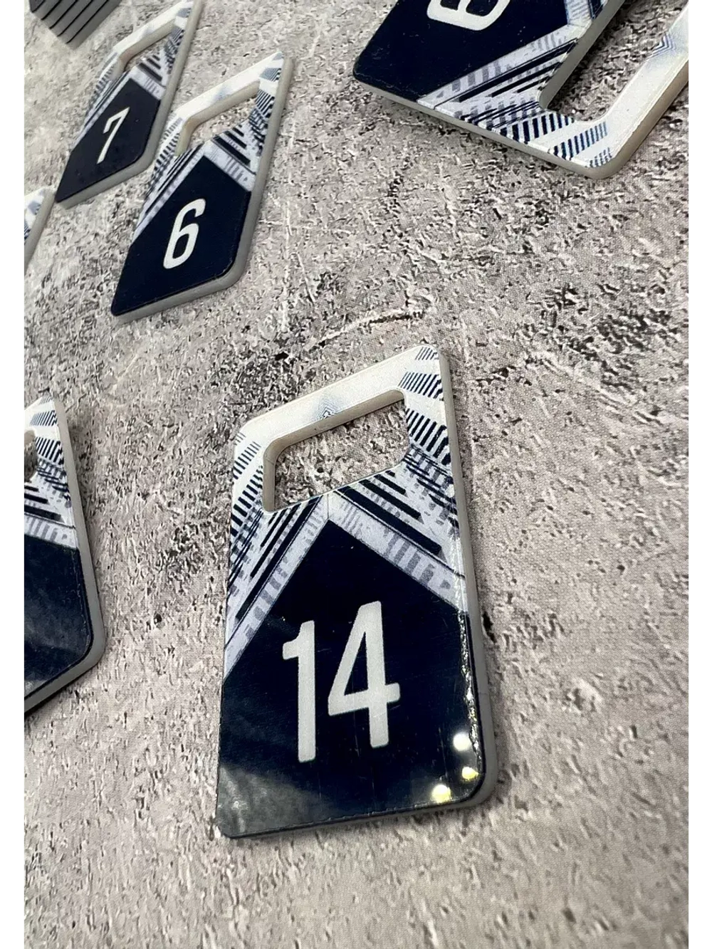 Номерки для ключей акрил 3х5 см