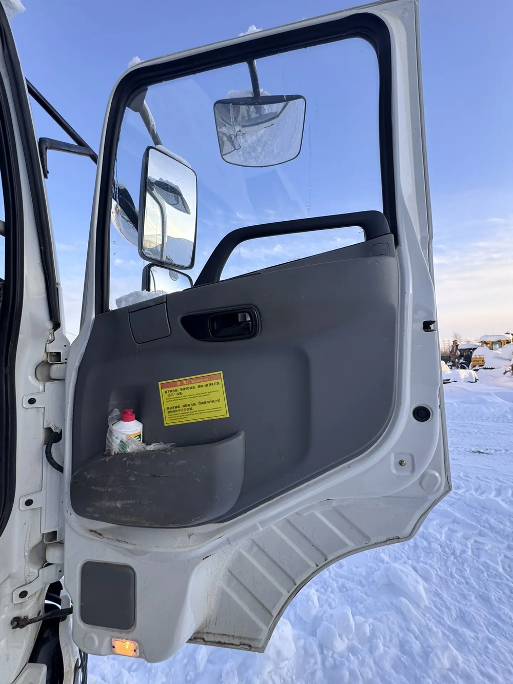 DongFeng KC 6x4 Самосвал KC (Дизельный, 8,9 л, 333 л.с., МТ)