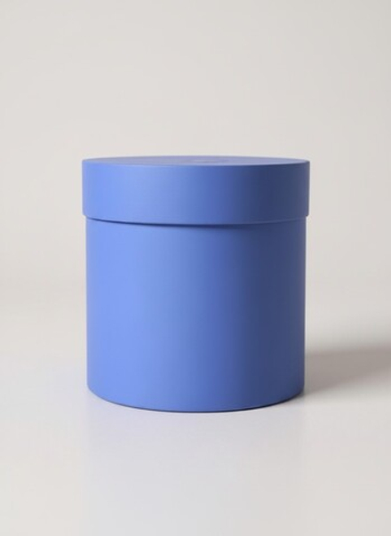 Плотная шляпная коробка с крышкой без лент. Цвет; Светло фиолетовый.