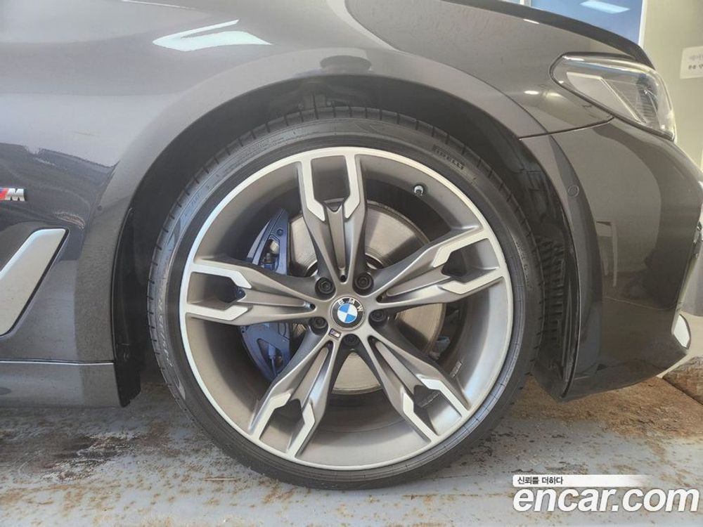 BMW 5 Series (G30) M550i xDrive (03.2021)