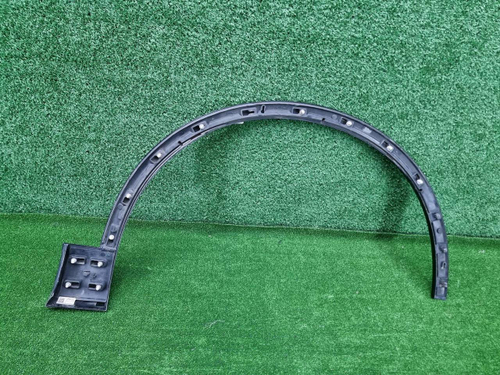 Расширитель передний левый Audi Q7 2 (2015-2019)