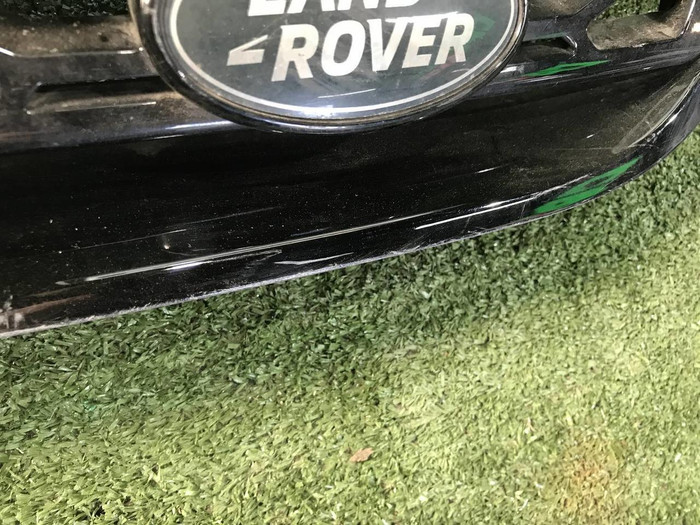 Решетка радиатора Land-Rover Discovery 5 L462 (2016-2021)