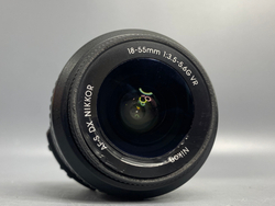 Nikon D3200 kit 18-55mm 11.000 кадров