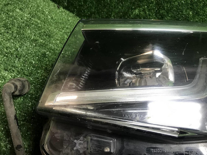 Фара левая VW Taos (2020-н.в.) LED